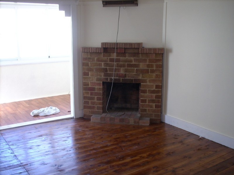 469 The Horsley Drive, Fairfield NSW 2165