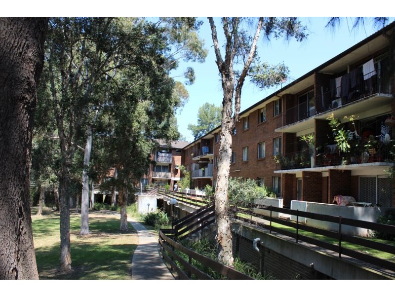 Carramar NSW 2163