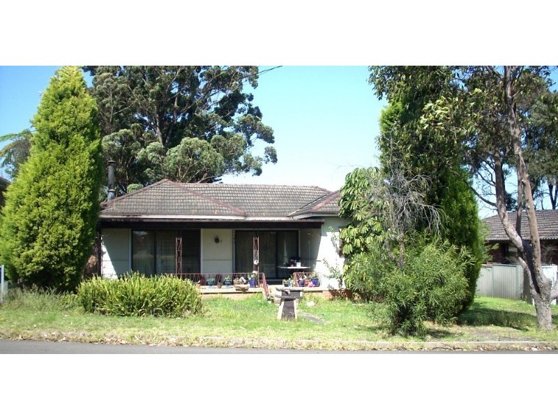 18 Bronsdon Street, Smithfield NSW 2164