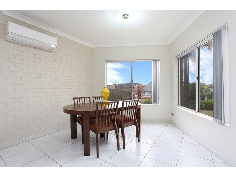 17 Tumut Place, Bossley Park NSW 2176