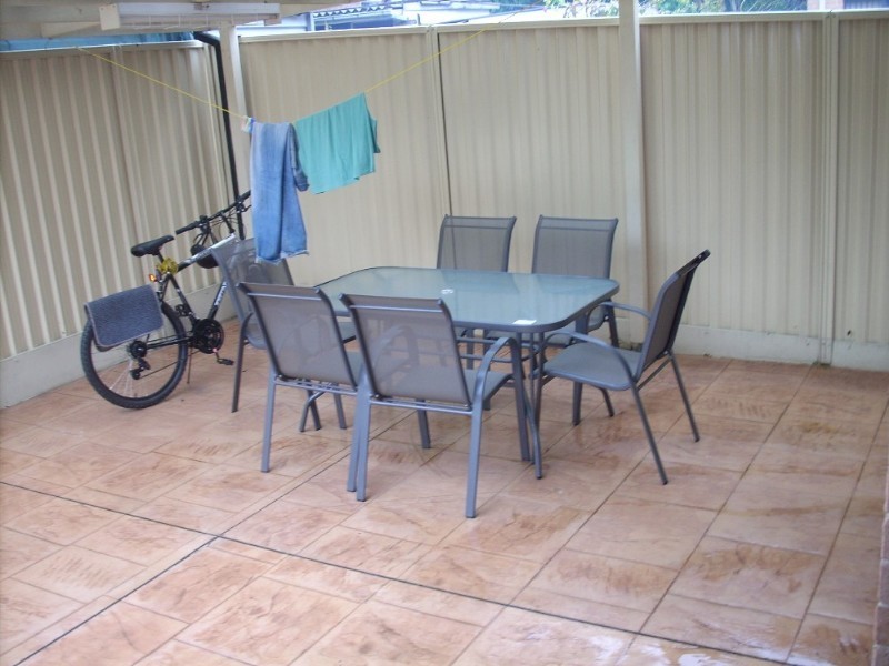 Fairfield NSW 2165