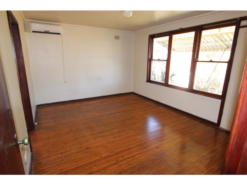 5 Sulman Road, Cabramatta West NSW 2166