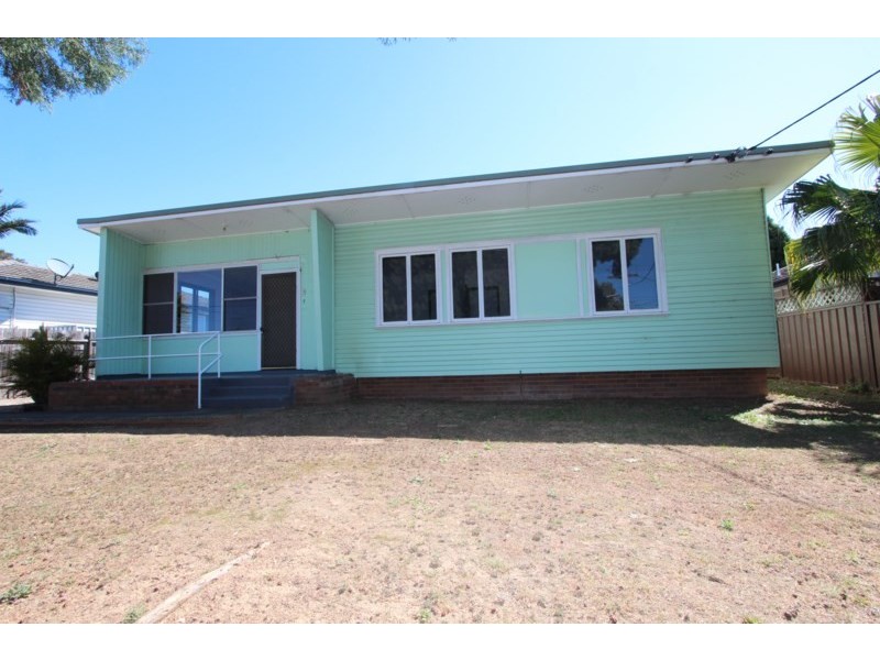 7 Tasman Parade, Fairfield West NSW 2165