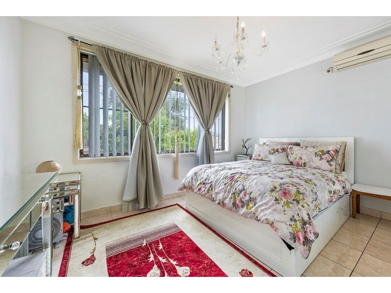 36 Ace Avenue, Fairfield NSW 2165