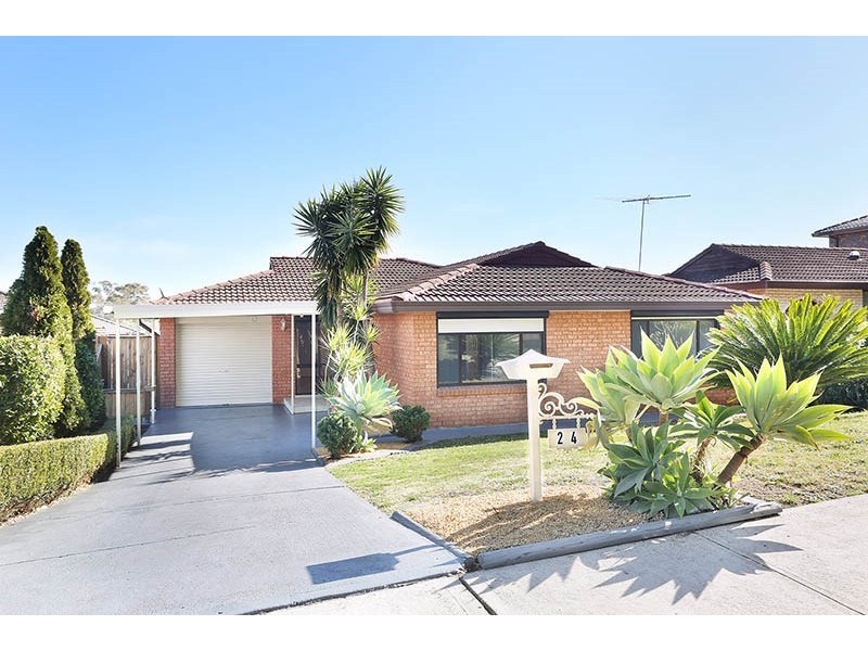 24 Berry Street, Prairiewood NSW 2176