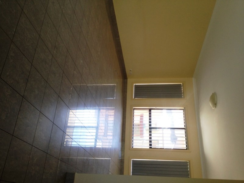 2/40 Ingham Drive, Casula NSW 2170