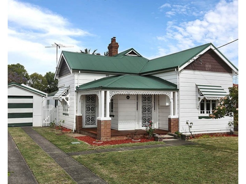 12 Lawrence Street, Fairfield NSW 2165