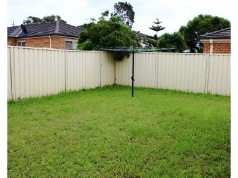 Fairfield East NSW 2165