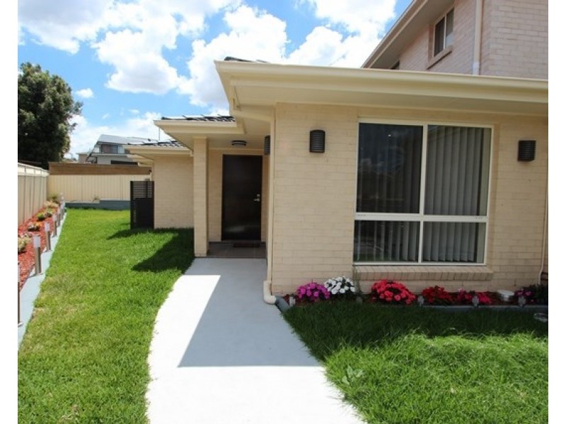 18 Province Street, Abbotsbury NSW 2176