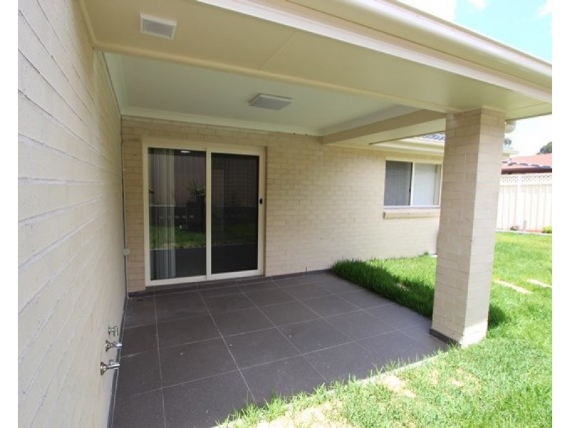 18 Province Street, Abbotsbury NSW 2176