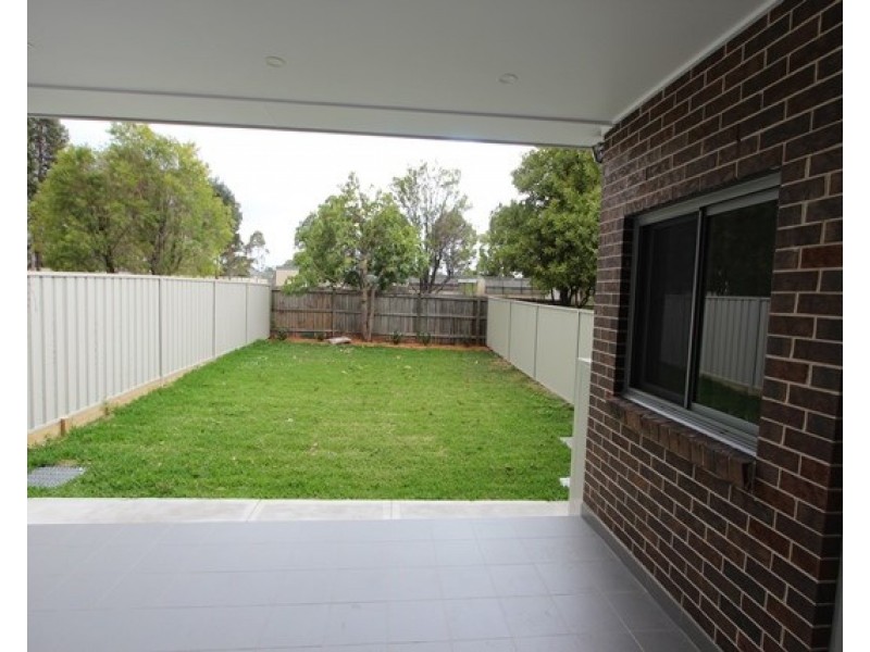 1/20 Ellis Parade, Yennora NSW 2161