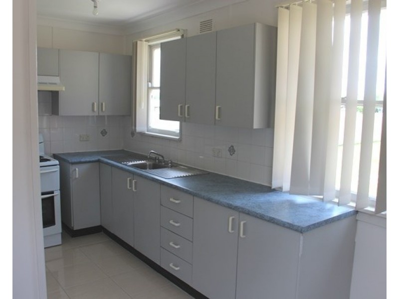 Fairfield West NSW 2165