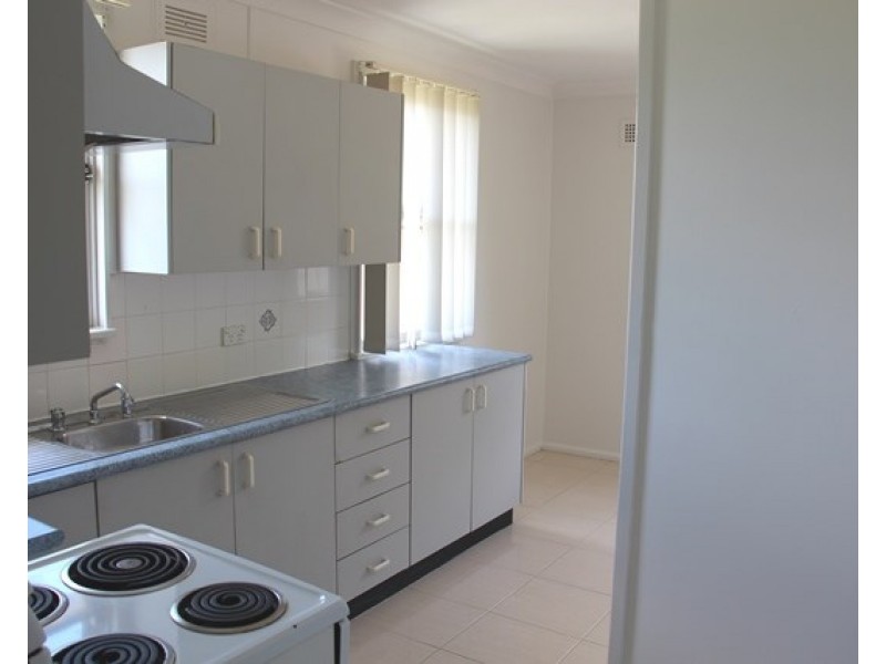 Fairfield West NSW 2165