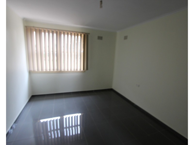 Fairfield West NSW 2165