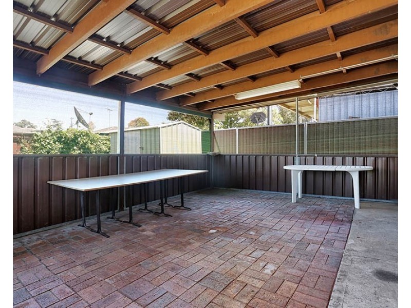 2 Casanda Avenue, Smithfield NSW 2164