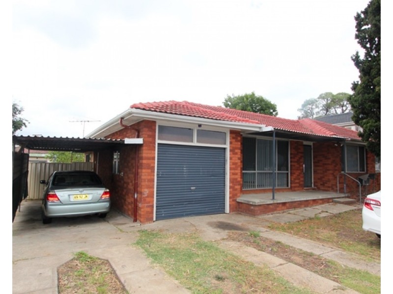 52 Palmerston Road, Fairfield West NSW 2165