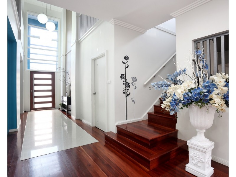 37 Willowbank Crescent, Canley Vale NSW 2166