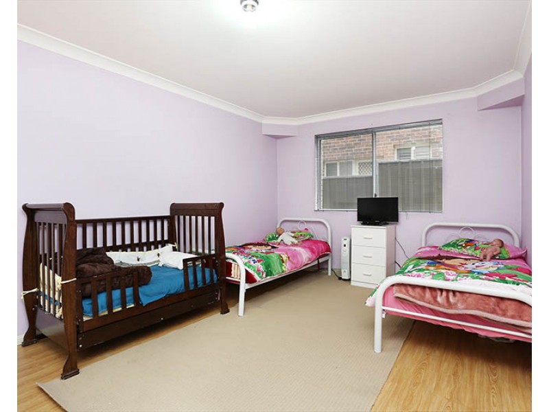 17 Tumut Place, Bossley Park NSW 2176