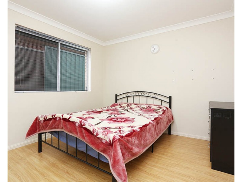 17 Tumut Place, Bossley Park NSW 2176