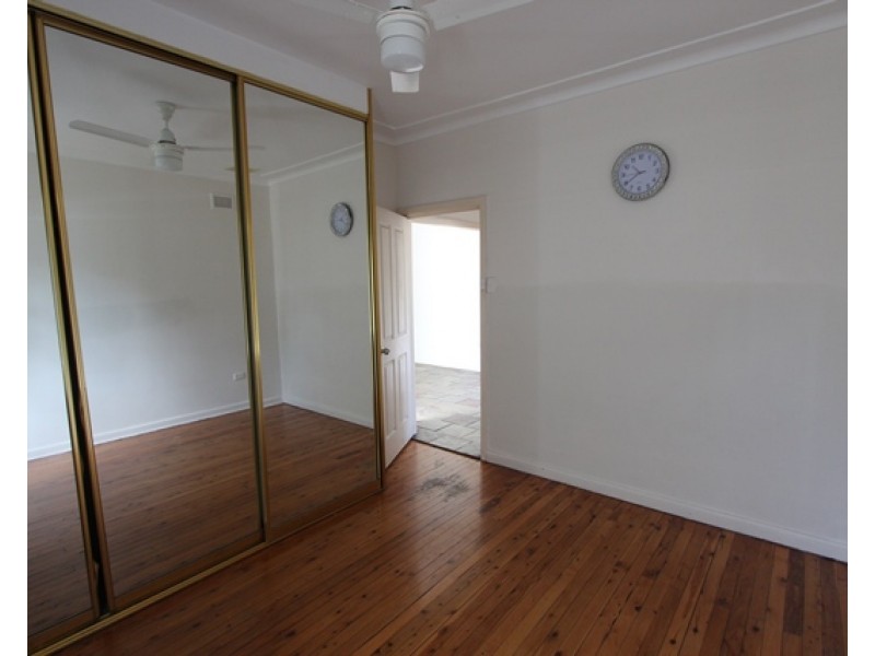 310 The Boulevarde, Smithfield NSW 2164