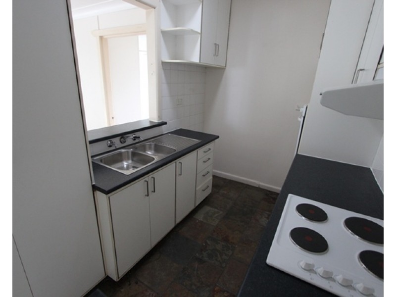 310 The Boulevarde, Smithfield NSW 2164