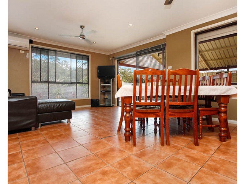 Edensor Park NSW 2176