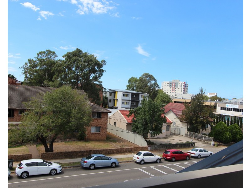 5/11 Wrentmore Street, Fairfield NSW 2165