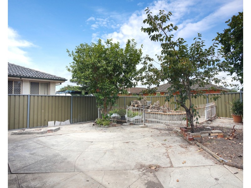 253 Polding Street, Fairfield West NSW 2165