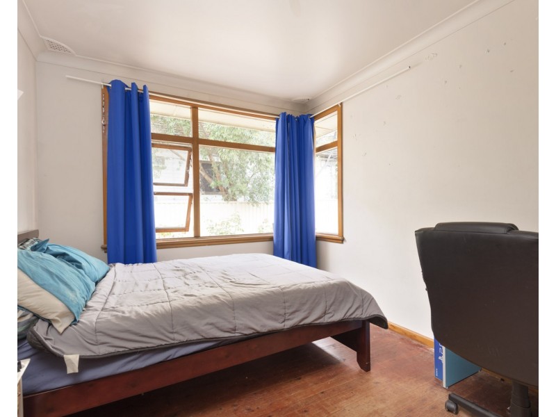 7 Renfrew Street, Guildford West NSW 2161