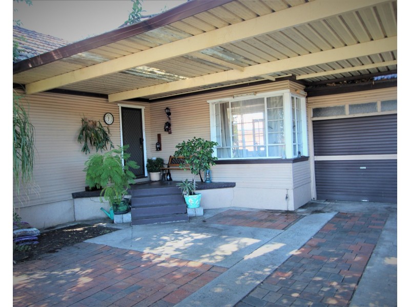 11 Frederick Street, Fairfield NSW 2165