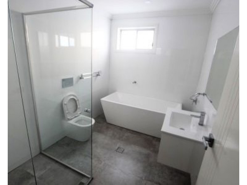 28 Earl Street, Canley Heights NSW 2166