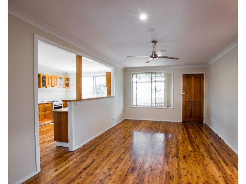 12 Emma Crescent, Constitution Hill NSW 2145