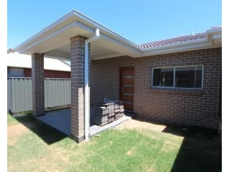 123a King Road, Fairfield West NSW 2165