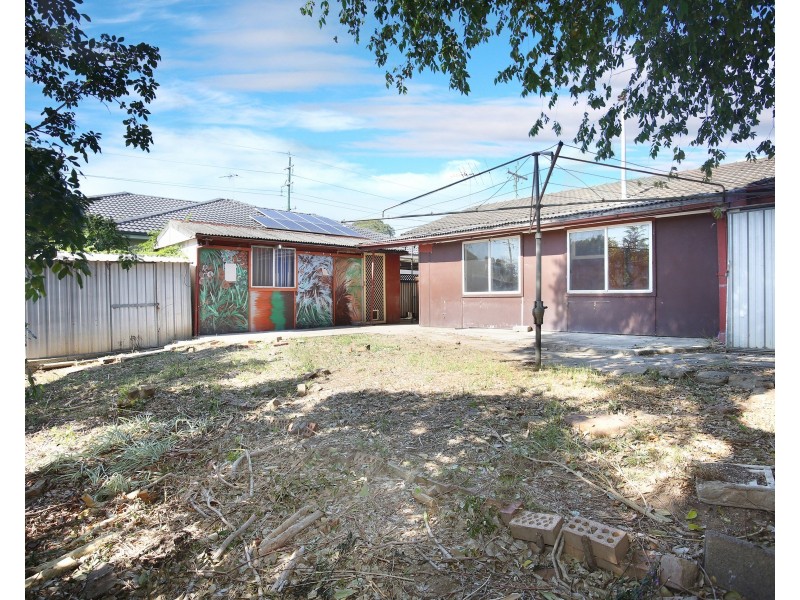 3 Jasmine Crescent, Cabramatta West NSW 2166