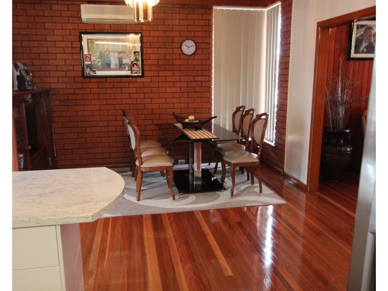 32 Lookout Drive, Mount Pritchard NSW 2170