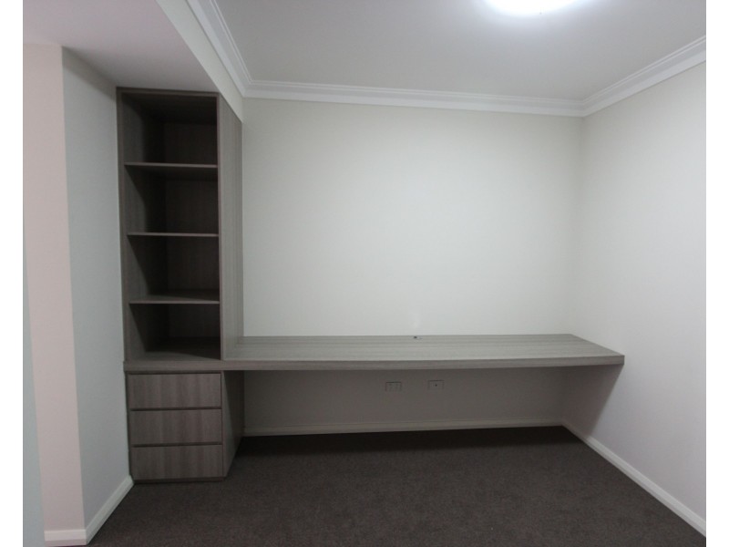 2/84 Tasman Parade, Fairfield West NSW 2165