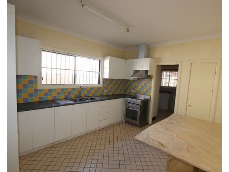 33 Ascot Street, Canley Heights NSW 2166