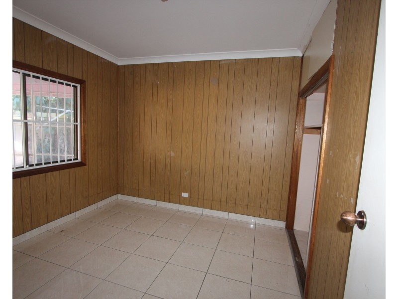 33 Ascot Street, Canley Heights NSW 2166