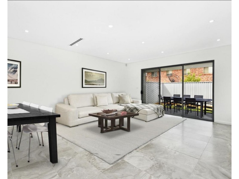 16A Foxlow Street, Canley Heights NSW 2166