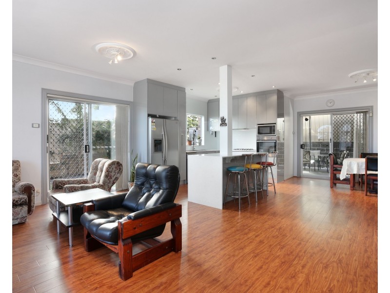 31 Boronia Road, Bossley Park NSW 2176