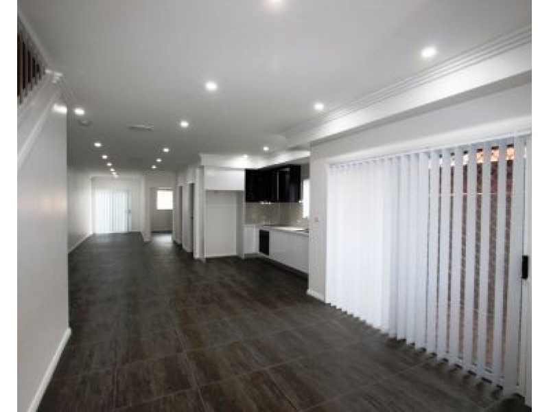 1/34 Tenella Street, Canley Heights NSW 2166