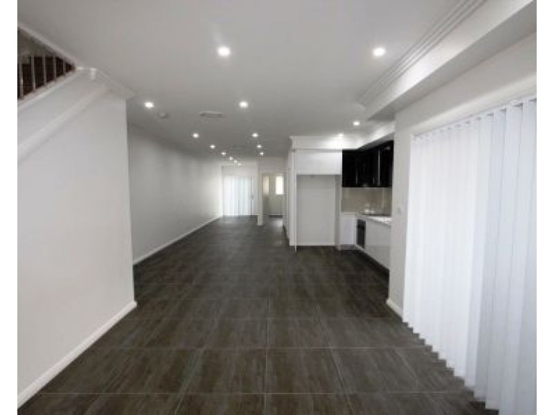 1/34 Tenella Street, Canley Heights NSW 2166