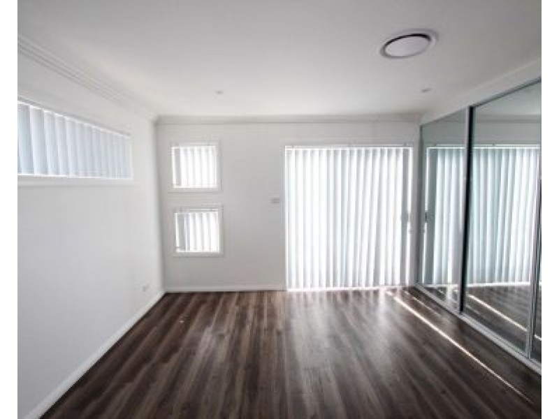 1/34 Tenella Street, Canley Heights NSW 2166