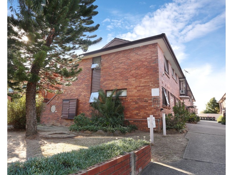 12/22-24 Hardy Street, Fairfield NSW 2165