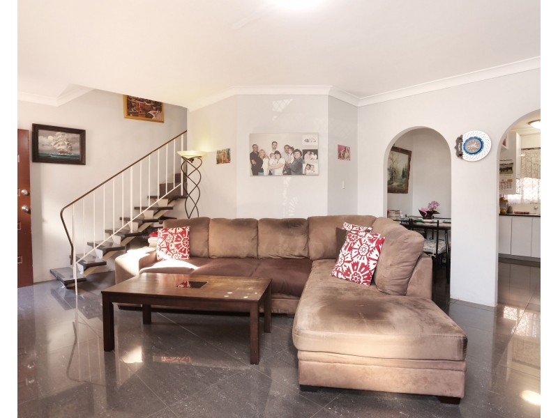 12/22-24 Hardy Street, Fairfield NSW 2165