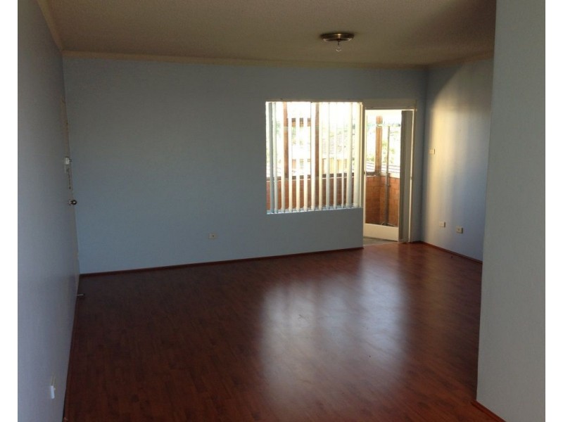 6/11 Gilbert Street, Cabramatta NSW 2166