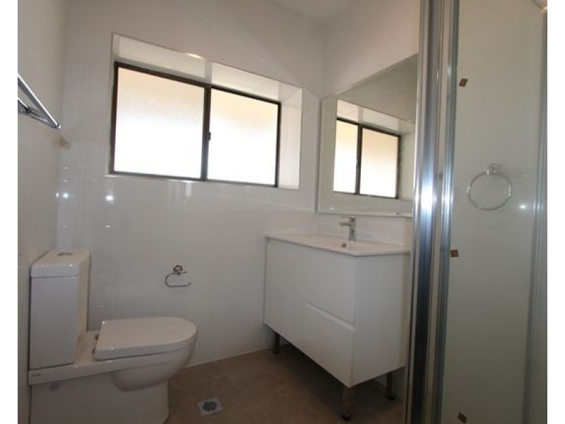 9 Parr Close, Bossley Park NSW 2176