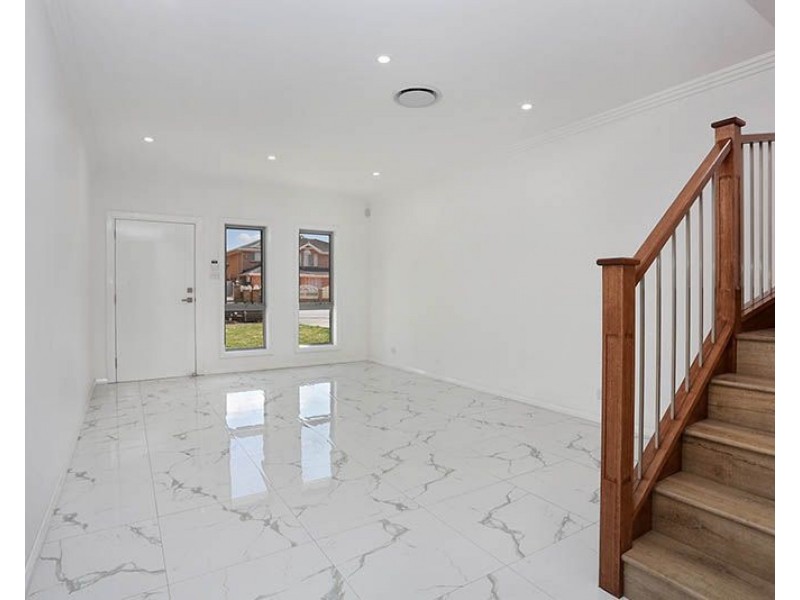 611 Smithfield Road, Greenfield Park NSW 2176