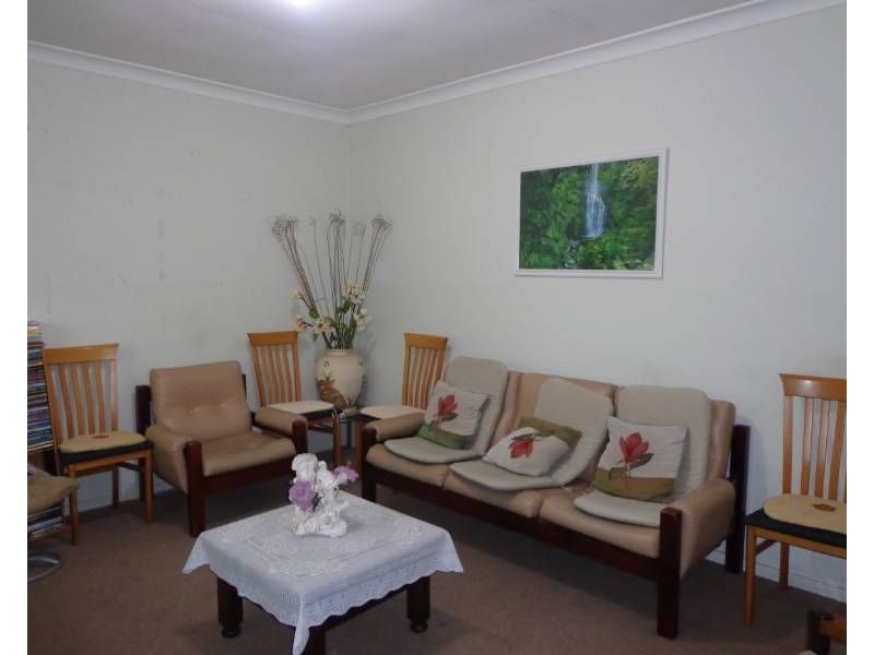 22 Waterside Crescent, Carramar NSW 2163