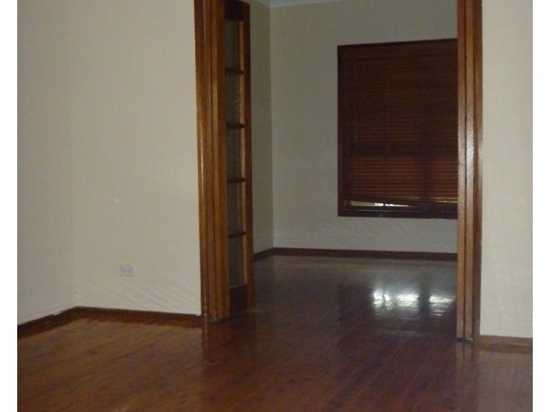 Fairfield West NSW 2165